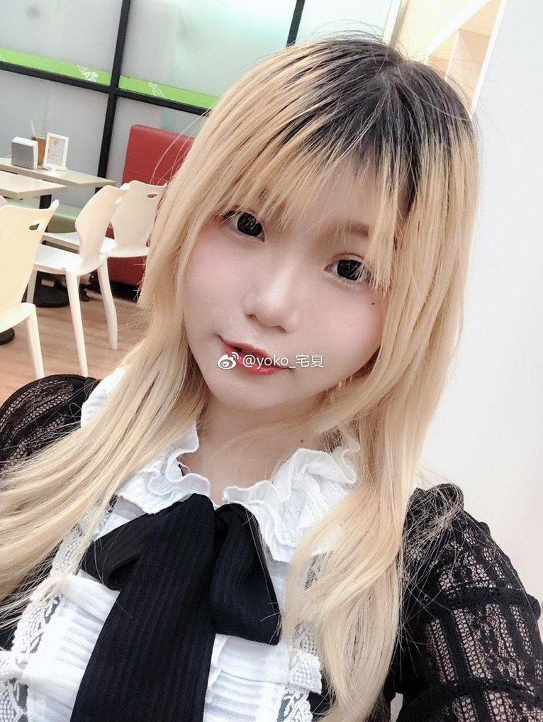 解锁yoko宅夏cos的另一个完美面向：摄影大师
