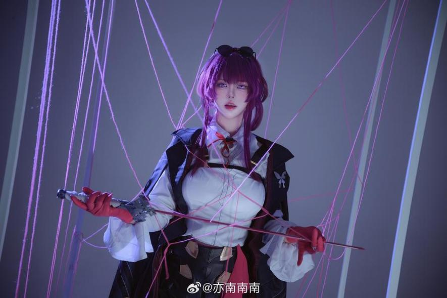 一北亦北图包：邪魅狂欢cosparty，高贵冷艳将美照带回家