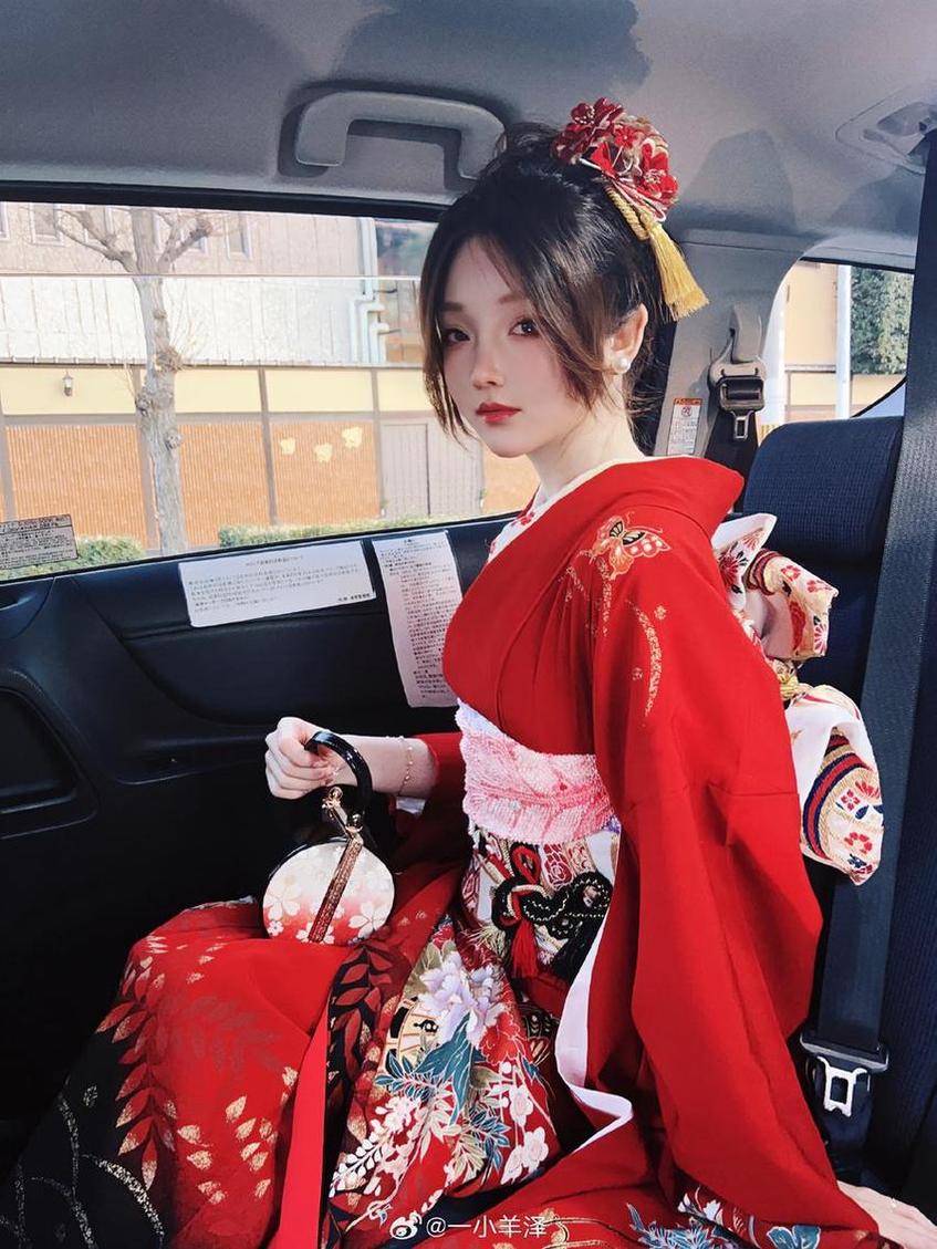 完美收藏！一小央泽全套购买，给你原图级美图体验。