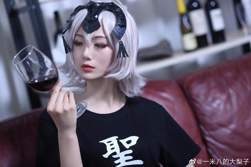 每一张图都是一份见证，一米八的大梨子图k的图包，见证一份美的力量。