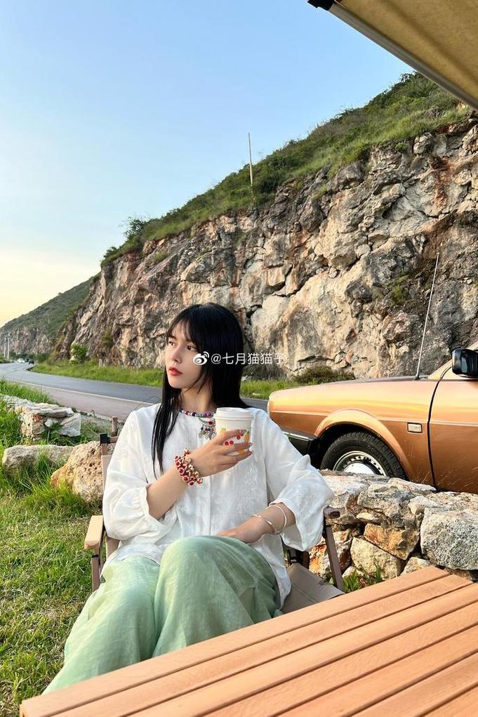 妖娆多姿，千变万化！蓝色小鸟七月喵子最新作品曝光