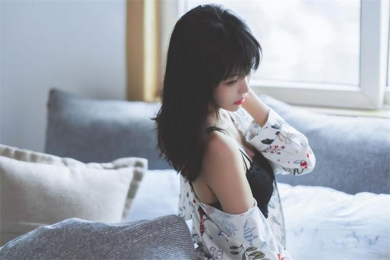 美轮美奂微博倦倦喵免费图集：精选原图照片合集