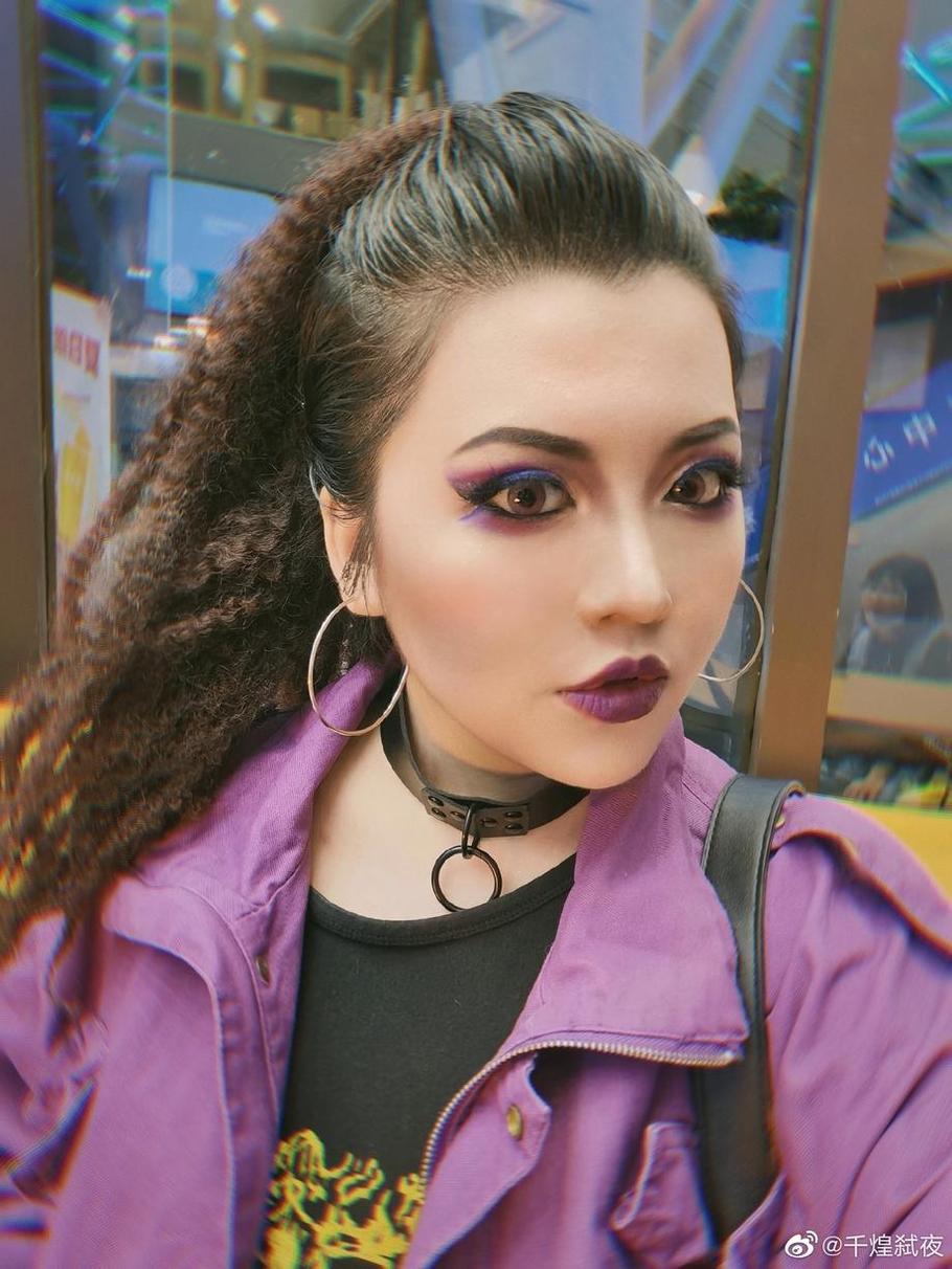 这些照片展示了原图的超美Vampirella千煌弑夜，与你共度黑夜