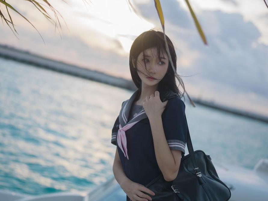 南桃momoko精灵屑免费：时尚美妆cos大赏