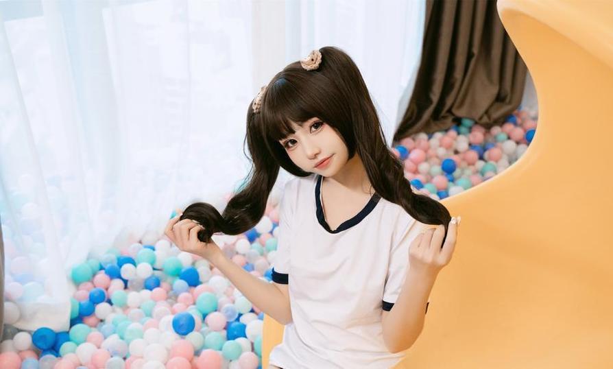 魅力绽放：喵小吉美图赏析无删版