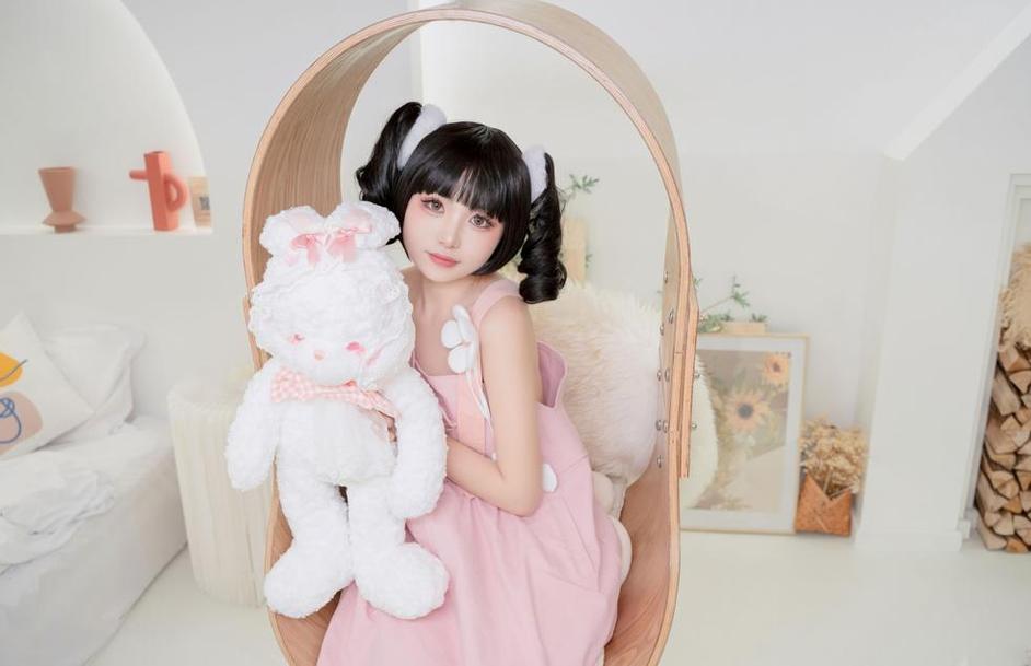 “喵小吉壁纸24”赏析：猫咪眼中的城市美景
