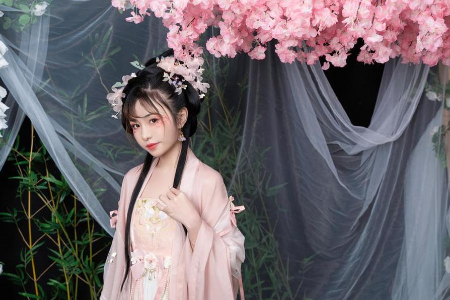 美轮美奂的喵小吉天道作品：完美呈现奇妙世界