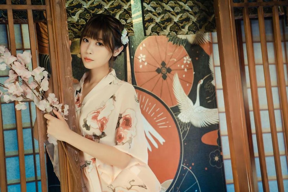 奈汐酱nice过年黑护士：摄影大师的美图赏析