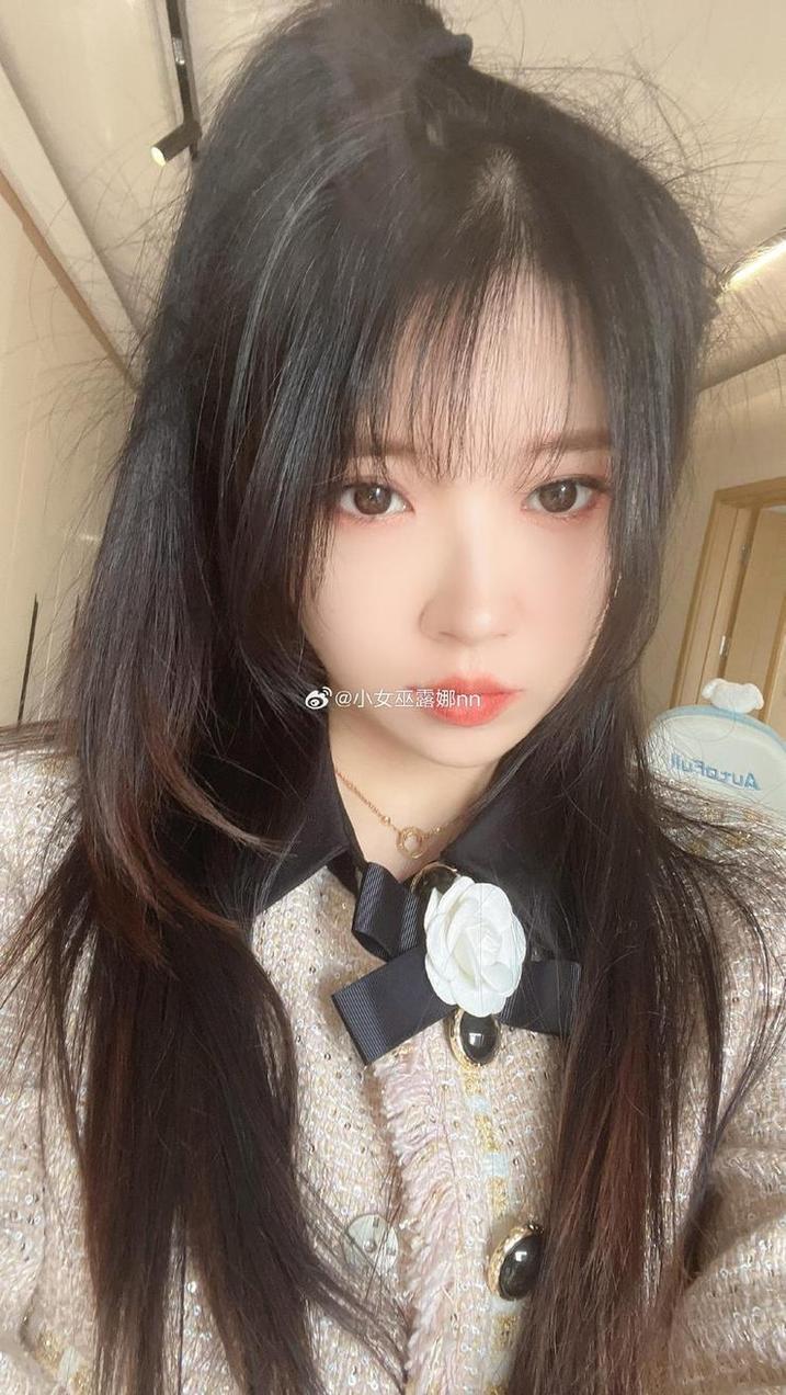 小女巫露娜脚的图包合集：只有cos粉才知道的高清原图，快来收集吧