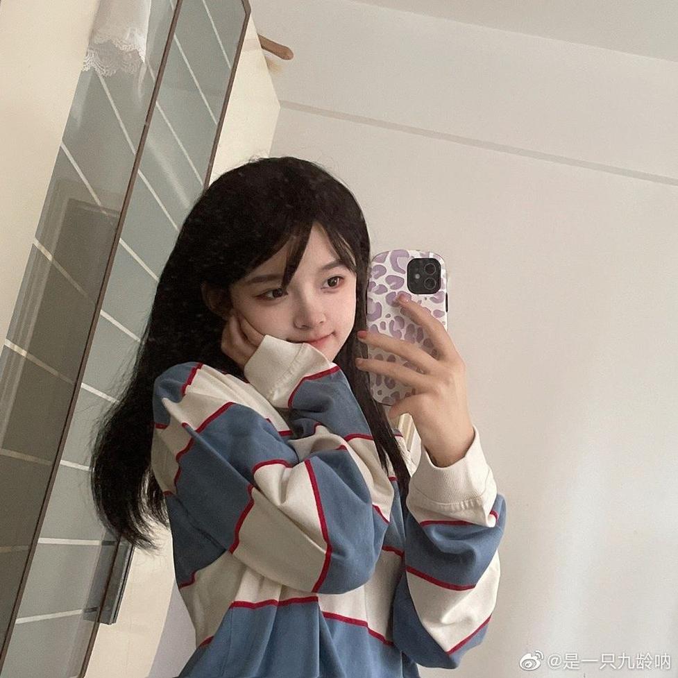 是一只九龄图片高清，和兔女郎共舞，感受光与影的巧妙融合。