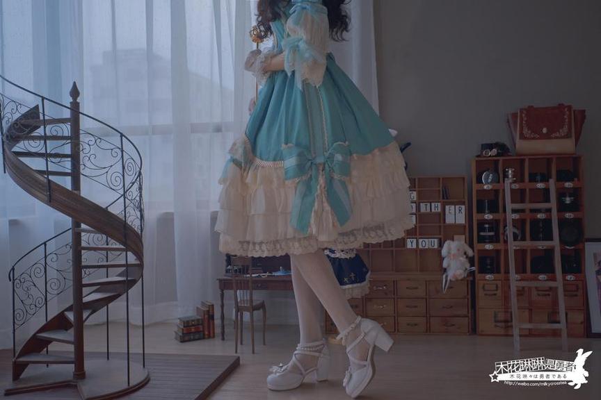 木花琳琳是勇者汉服的古风大片，彰显传统文化的艺术美感。