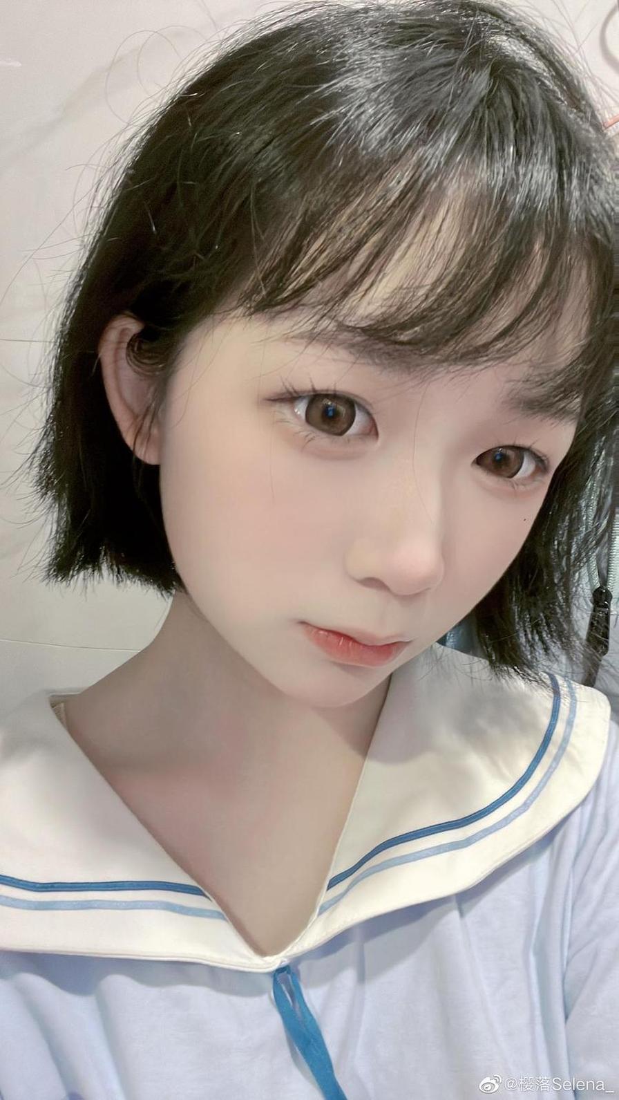 樱落酱w汉服cos作品：从古代走来的优雅姿态
