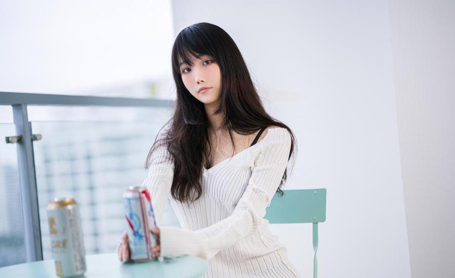 汪知子微博新号出炉，美图套装hold不住