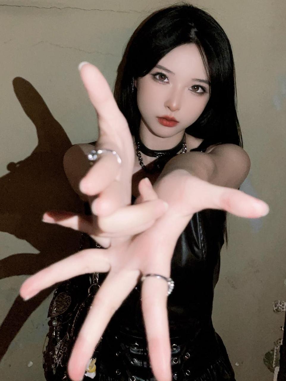 掌握清水由乃的美感，就能拍出同样好看的摄影照片