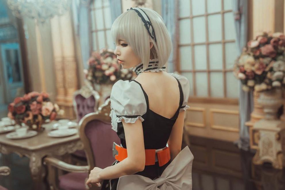 新晋Cosplay女神爱老师phd汤的近期作品一览