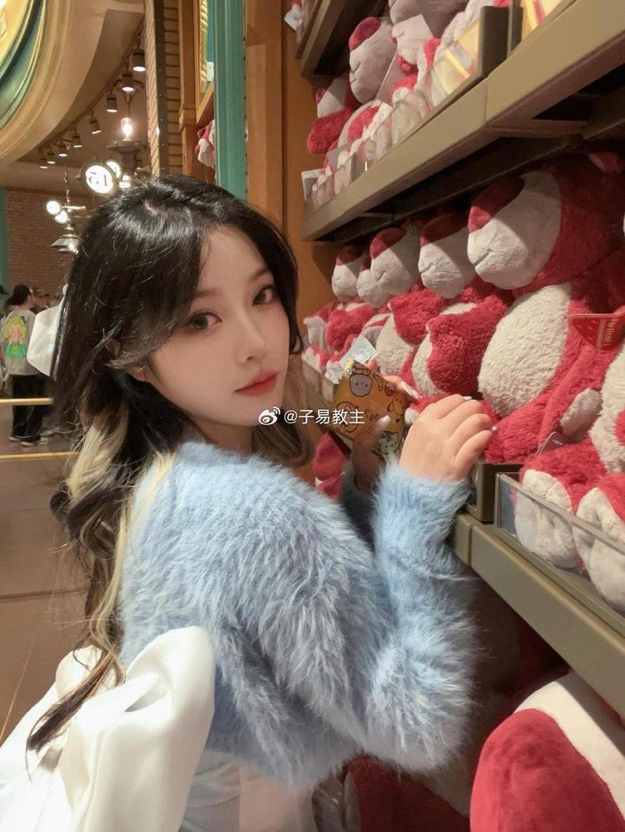 白易子教主图包百度，分享最美图片精选