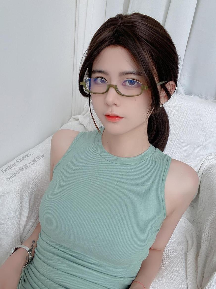 眼酱大魔王帖子交流：欣赏这些精选美图