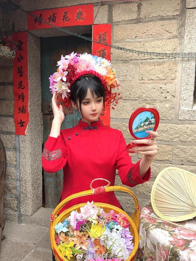 秋楚楚cos代表，一朵承载少女梦想的花