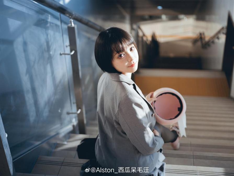 一起来欣赏alston西瓜呆毛汪的精心打造的作品