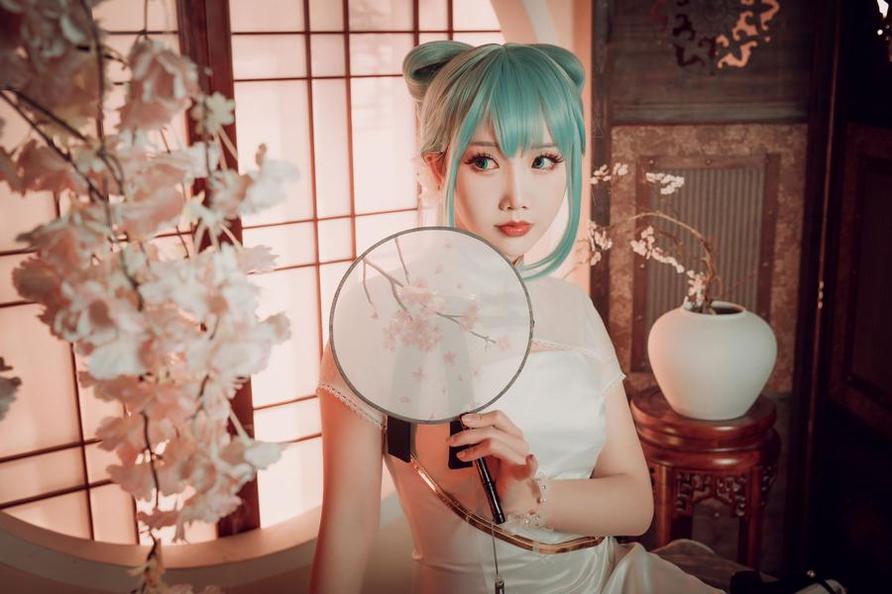 有了这些面饼仙儿资源中的美图，你一定会变身成为cosplay女神