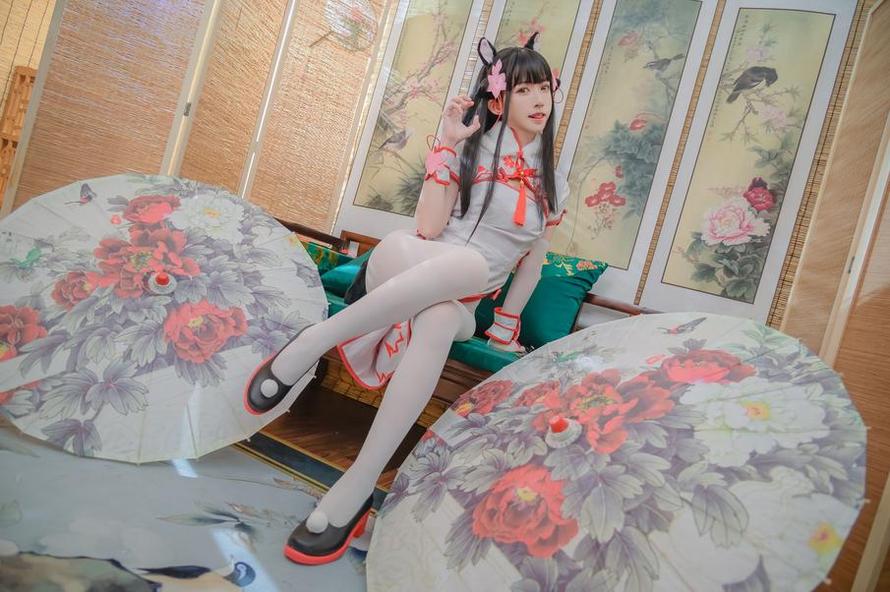 鳗鱼霏儿cos貂蝉出镜，尽显摄影大师之光