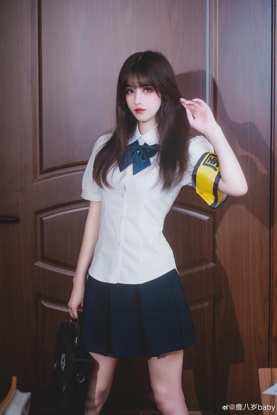 鹿八岁吉他少女的原图分享：清新自然的美